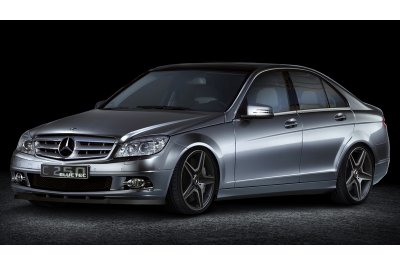 Накладка сплиттер на передний бампер на Mercedes C W204